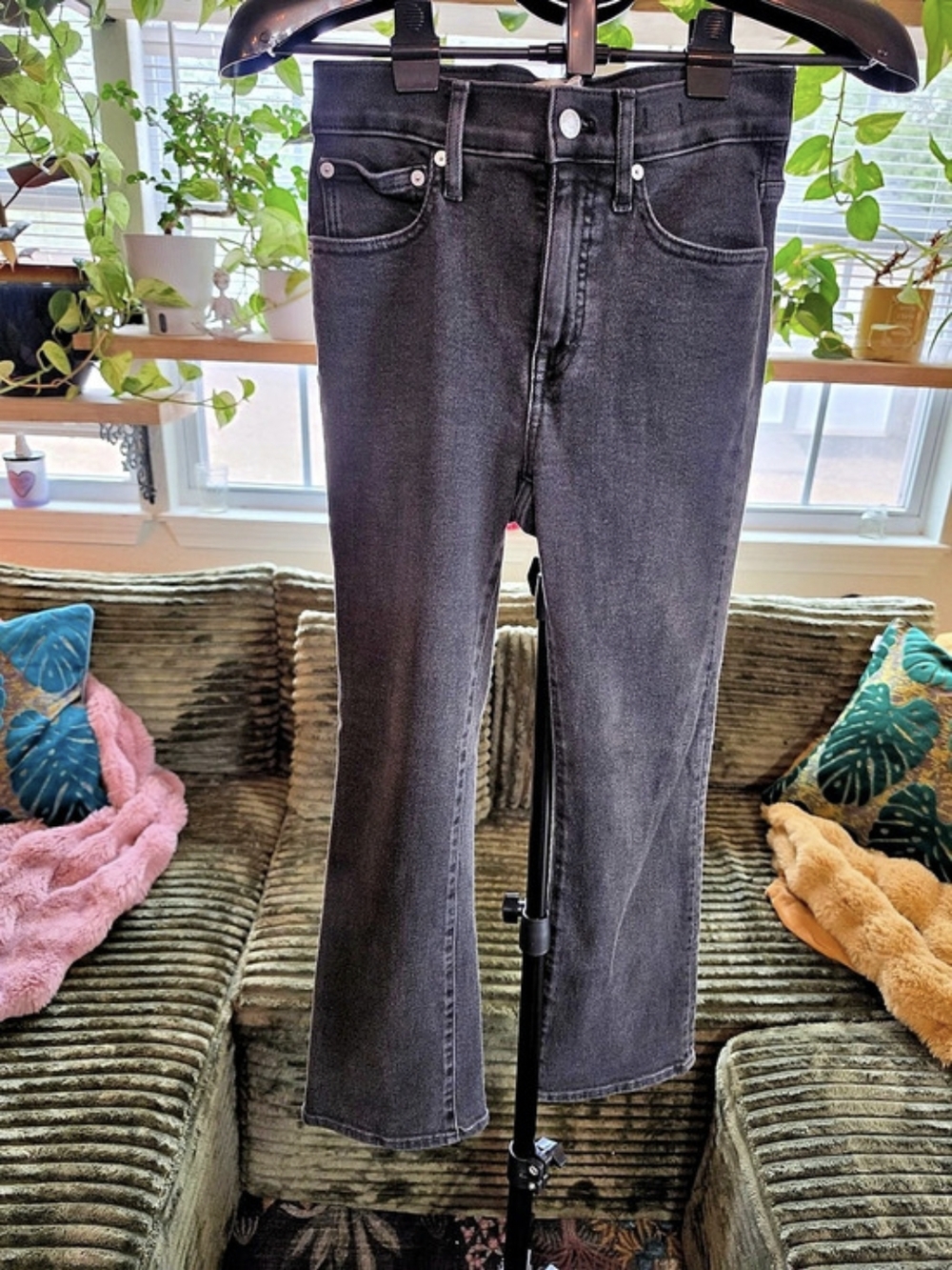 Madewell Cali Demi-Boot Jeans in Black Waist 26